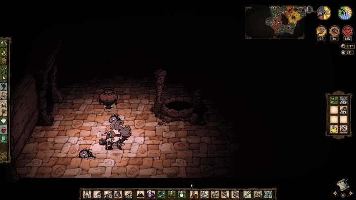 A player exploring the ruins in Don't Starve Together